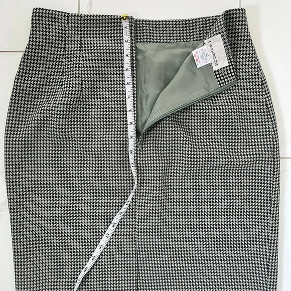 Evan Picone/Vintage 1980’s/Houndstooth/ Black&sage green/Pencil skirt/Size US 12 - Picture 12 of 16